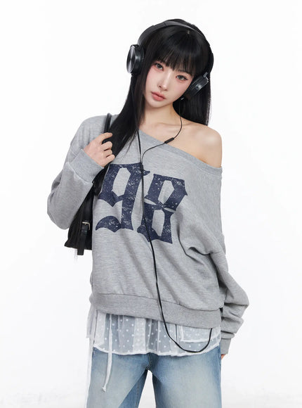 off-shoulder-graphic-sweatshirt-cf518