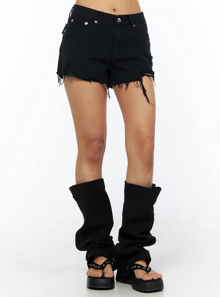 frayed-hem-low-rise-shorts-cu518