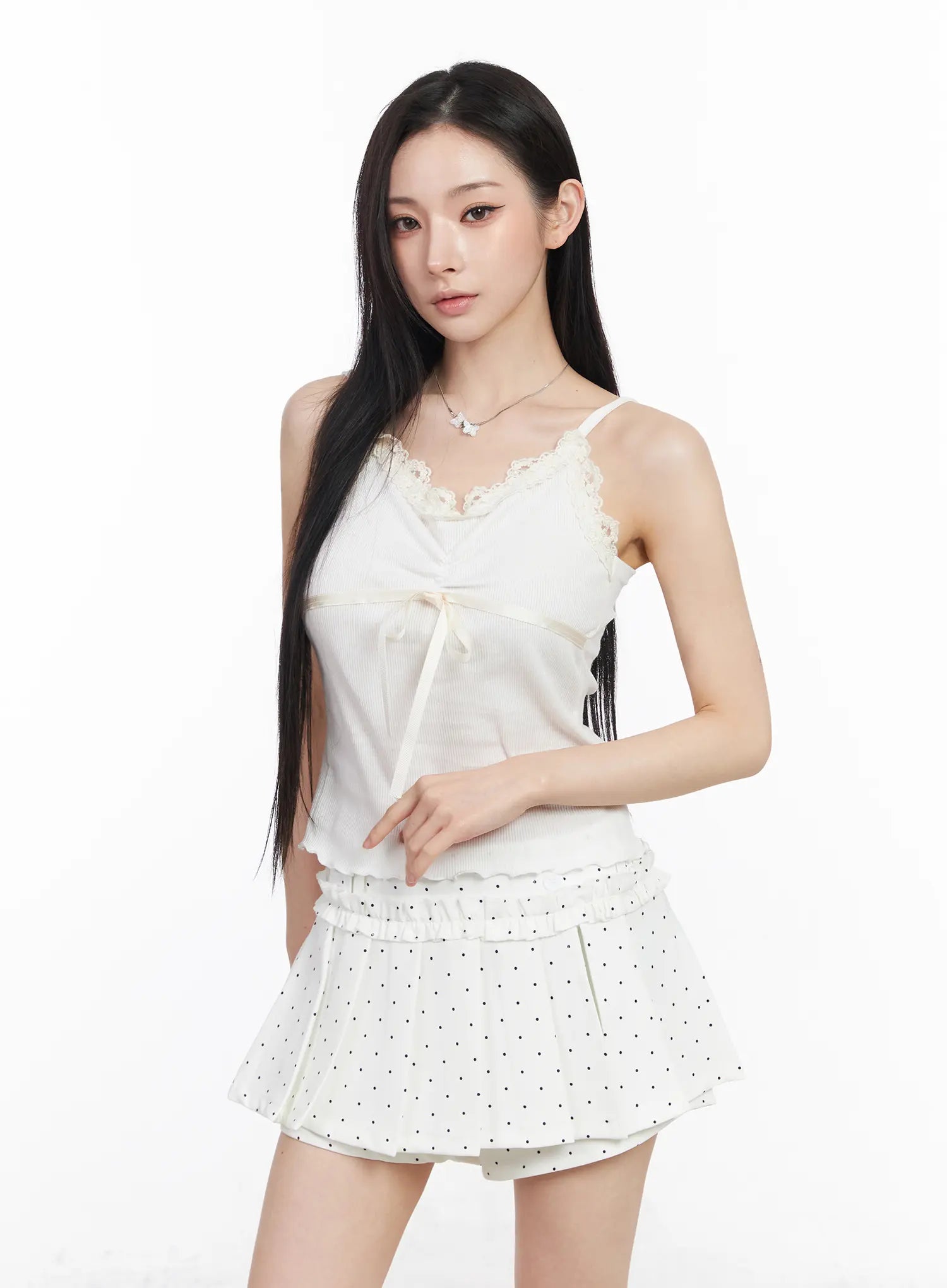 lace-trim-and-bow-crop-tank-cm518