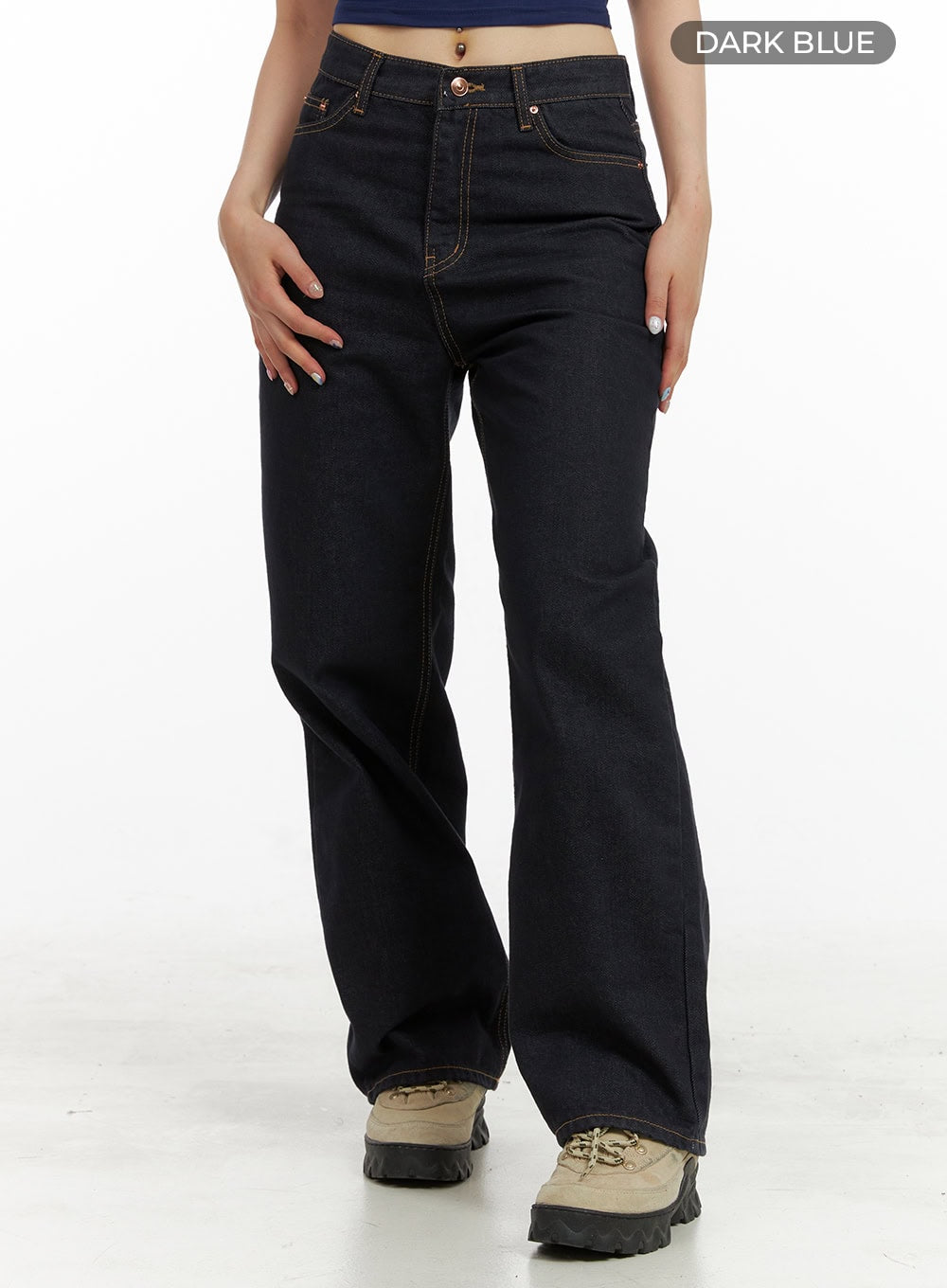 Indigo Stitched Straight Jeans CU424 in dark blue, front waist-to-hem shot on model, copper-tone hardware, contrast stitching detail on five-pocket straight cut denim.
