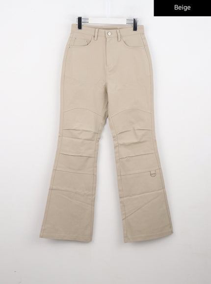 pintuck-bootcut-pants-cn306 / Beige