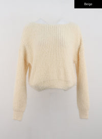 soft-boat-neck-knit-sweater-cn329 / Beige