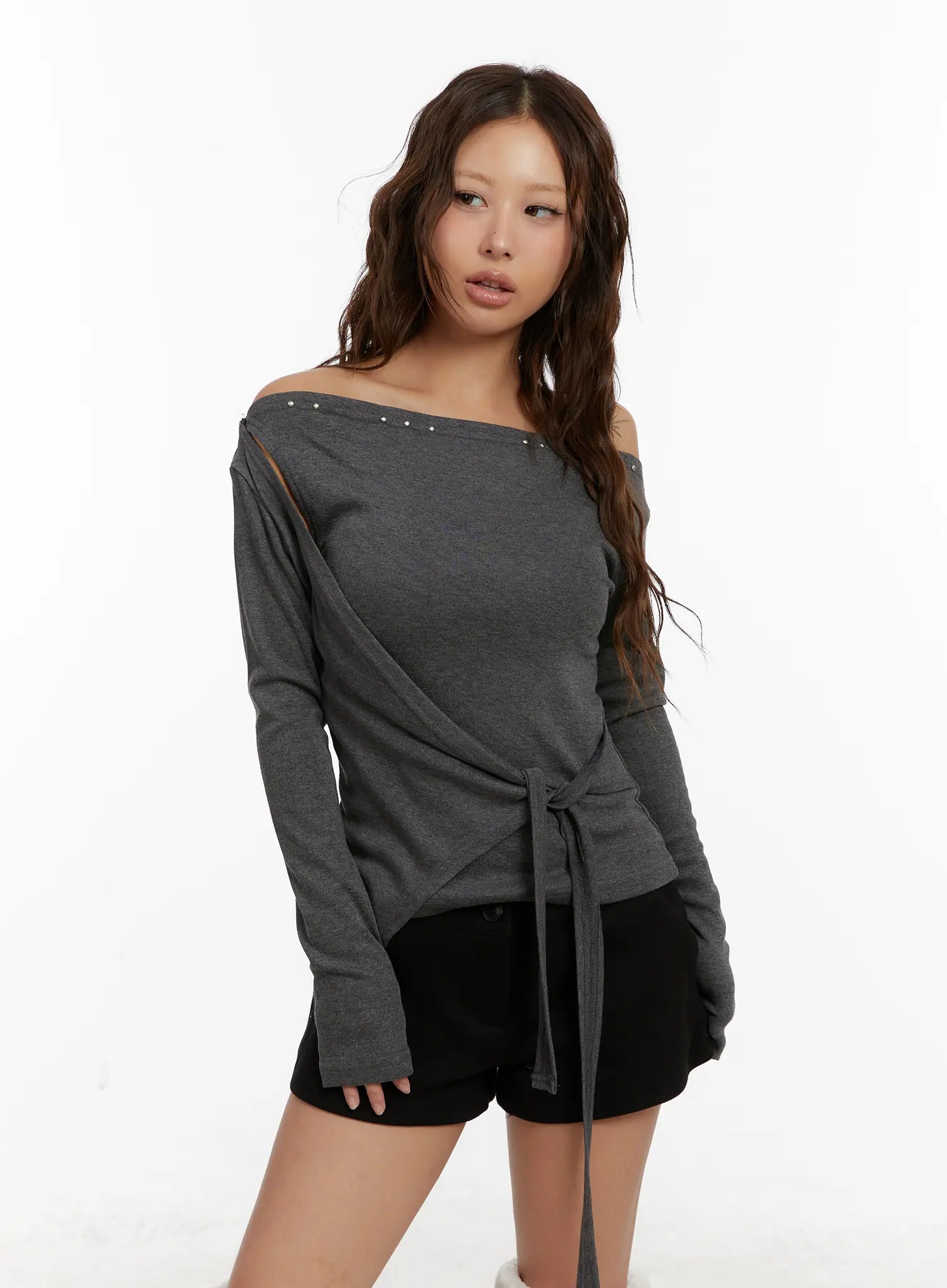 studded-off-shoulder-wrap-tie-long-sleeve-top-cd515 / Dark gray