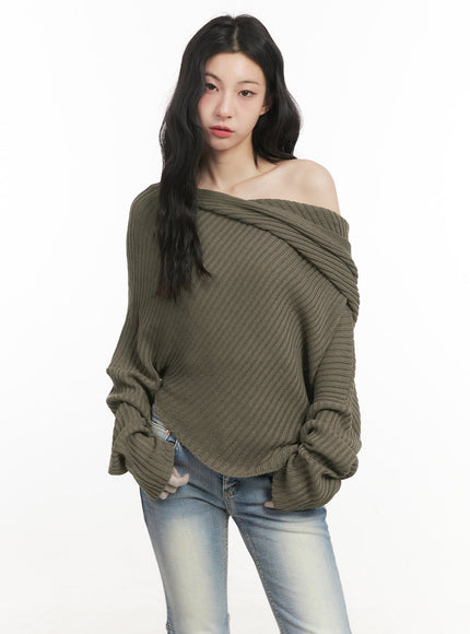 ribbed-off-shoulder-hooded-sweater-cf513 / Dark green