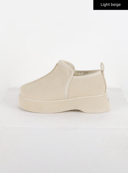 suede-platform-loafers-cd318 / Light beige