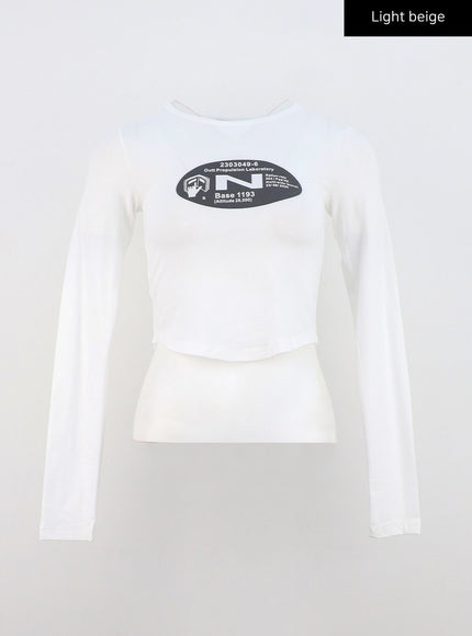 round-neck-graphic-crop-tee-cn306 / Light beige