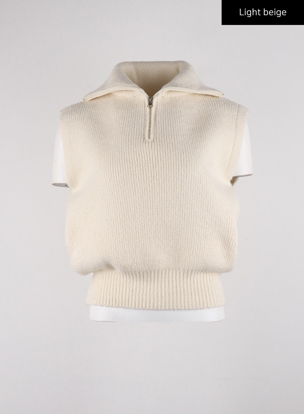 half-zip-sweater-vest-cd312 / Light beige