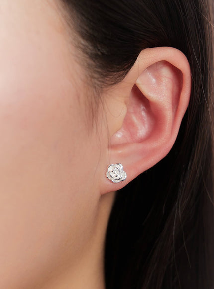 rosein-earrings-ia530 / Silver