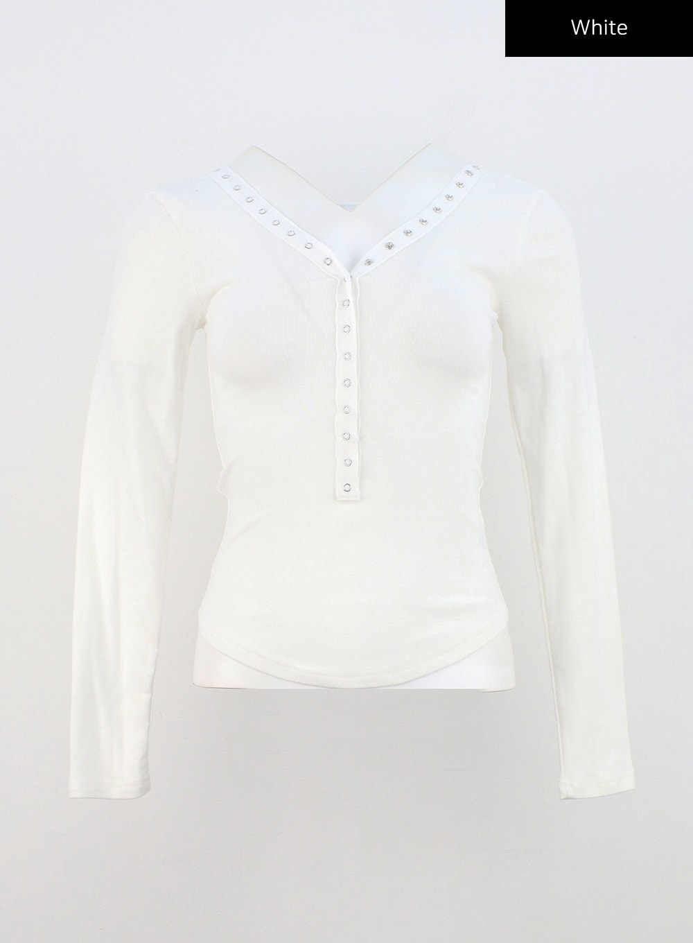 fleece-lined-buttoned-top-cn303 / White
