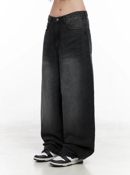 yuji-dark-washed-baggy-jeans-cn513