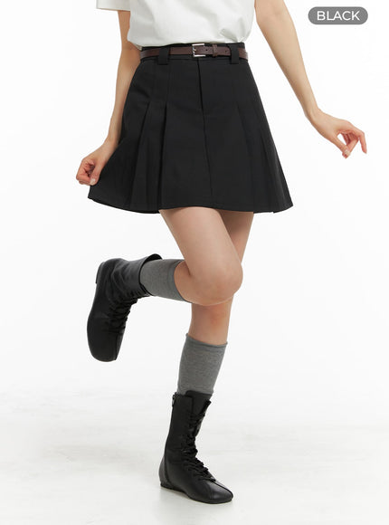 solid-pleated-mini-skirt-with-belt-strap-om419