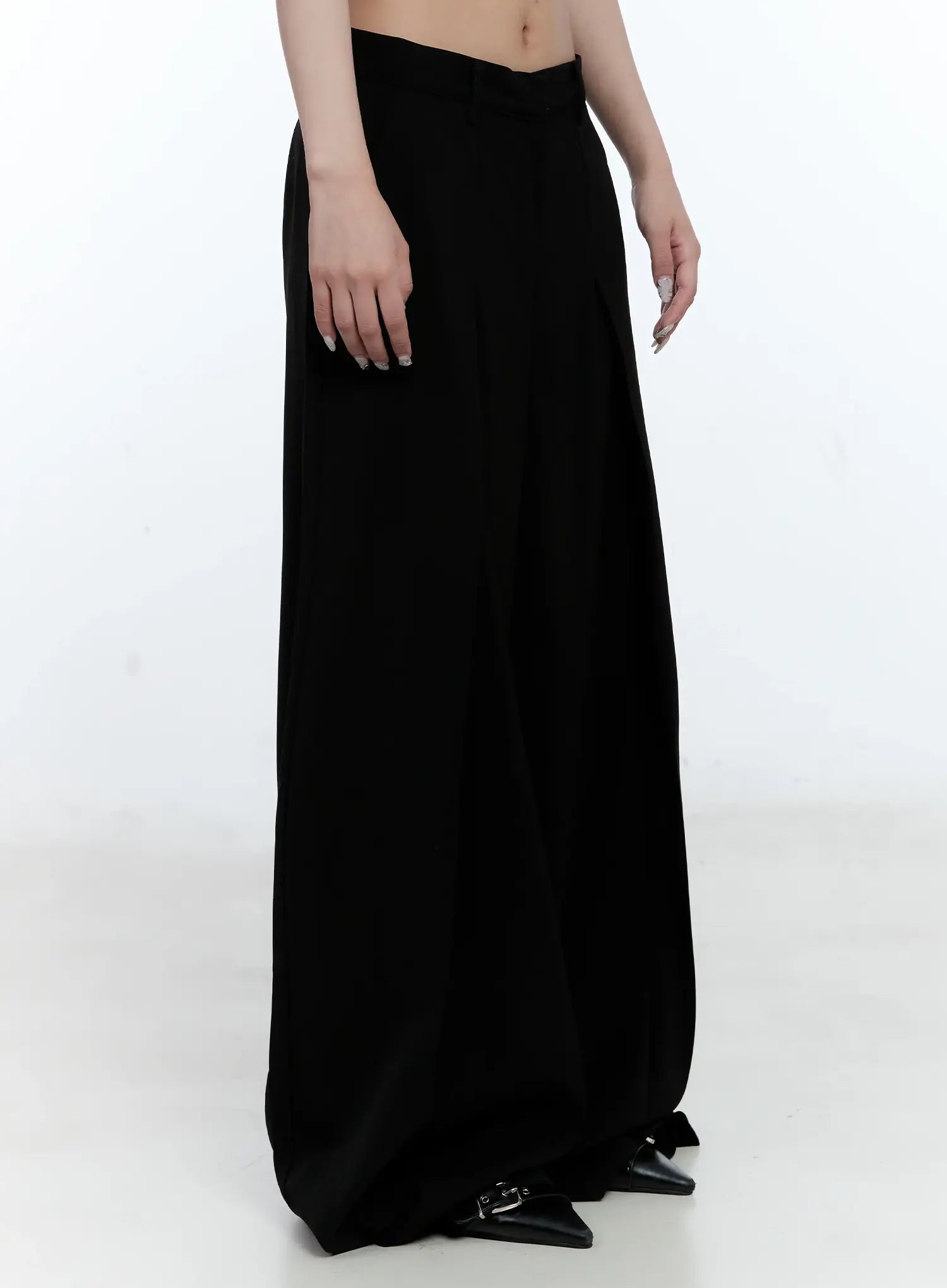 wide-leg-pleated-slacks-cl530