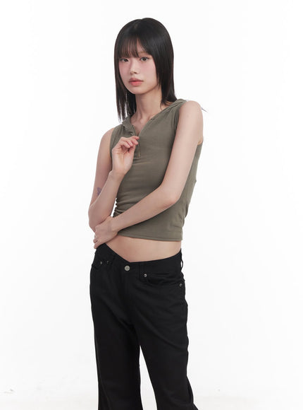 quarter-zip-sleeveless-hoodie-cu505