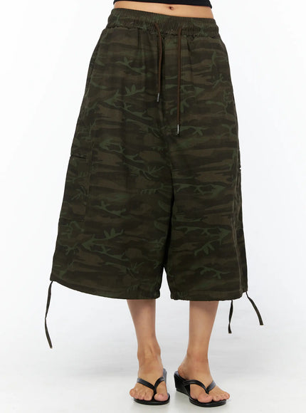 camouflage-drawstring-wide-shorts-cu517