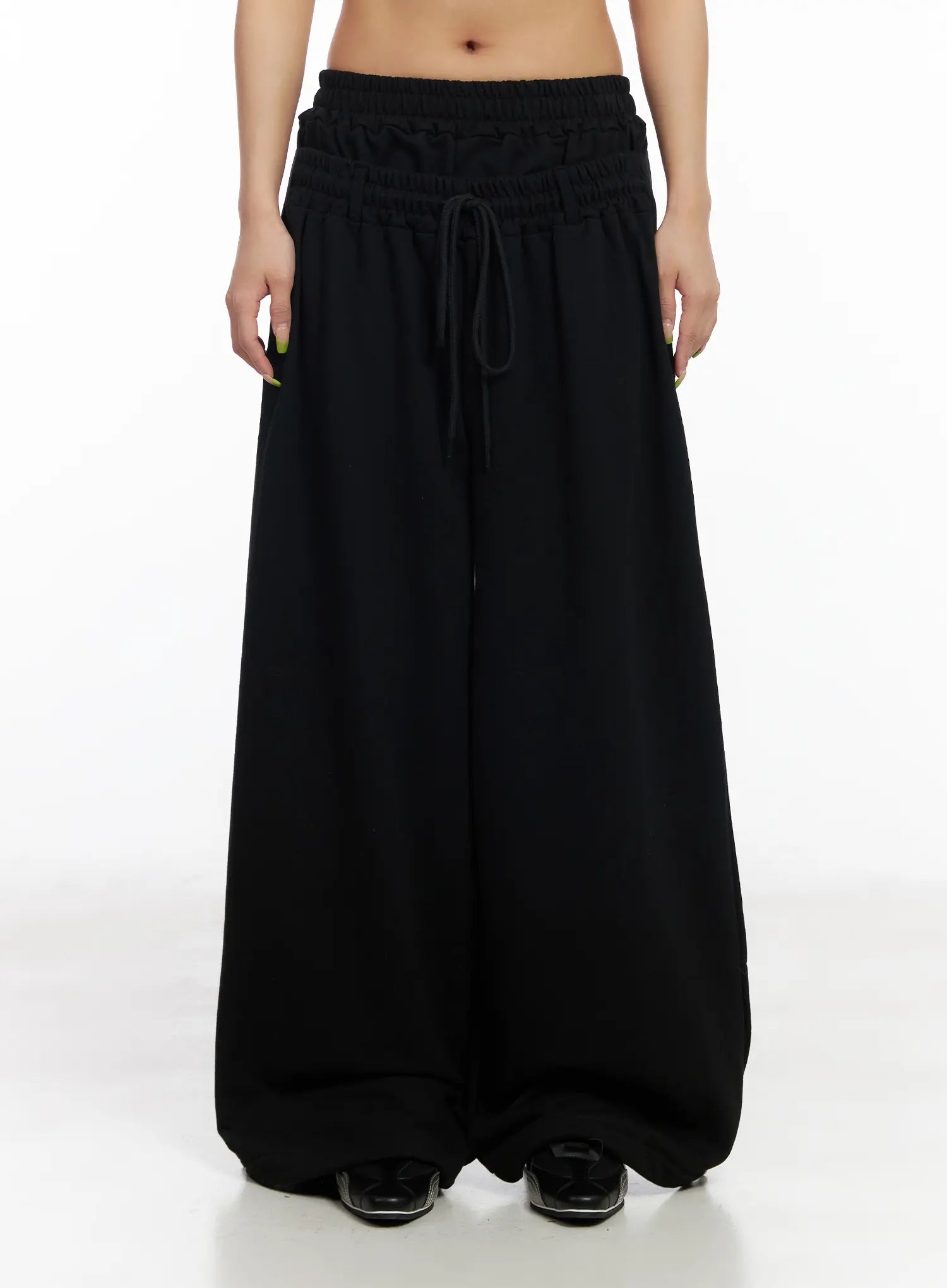 wide-leg-sweatpants-cm525