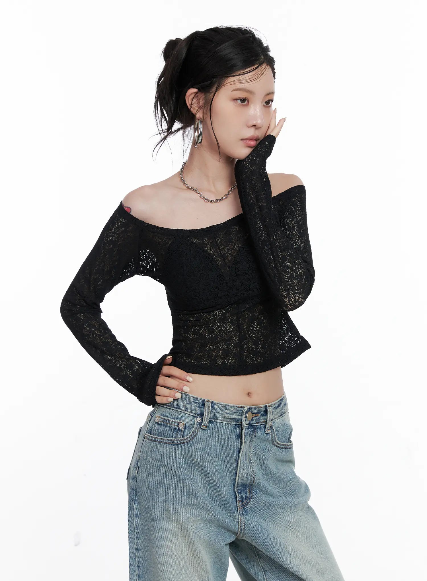 lace-off-shoulder-top-cs512 / Black