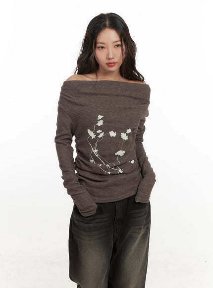 elegant-essentials-long-sleeve-top-cn428 / Brown