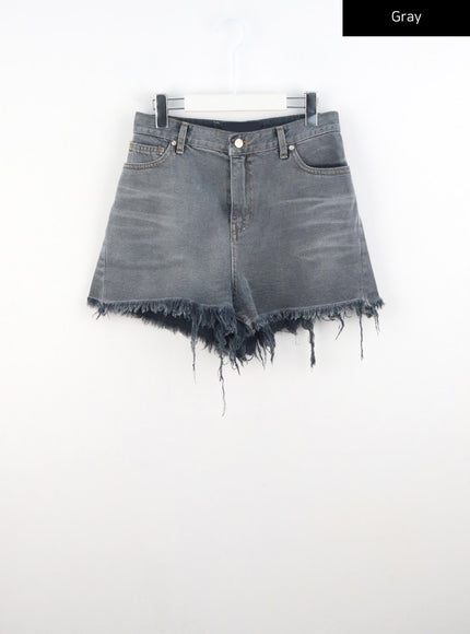 ripped-hem-wide-denim-shorts-cl312