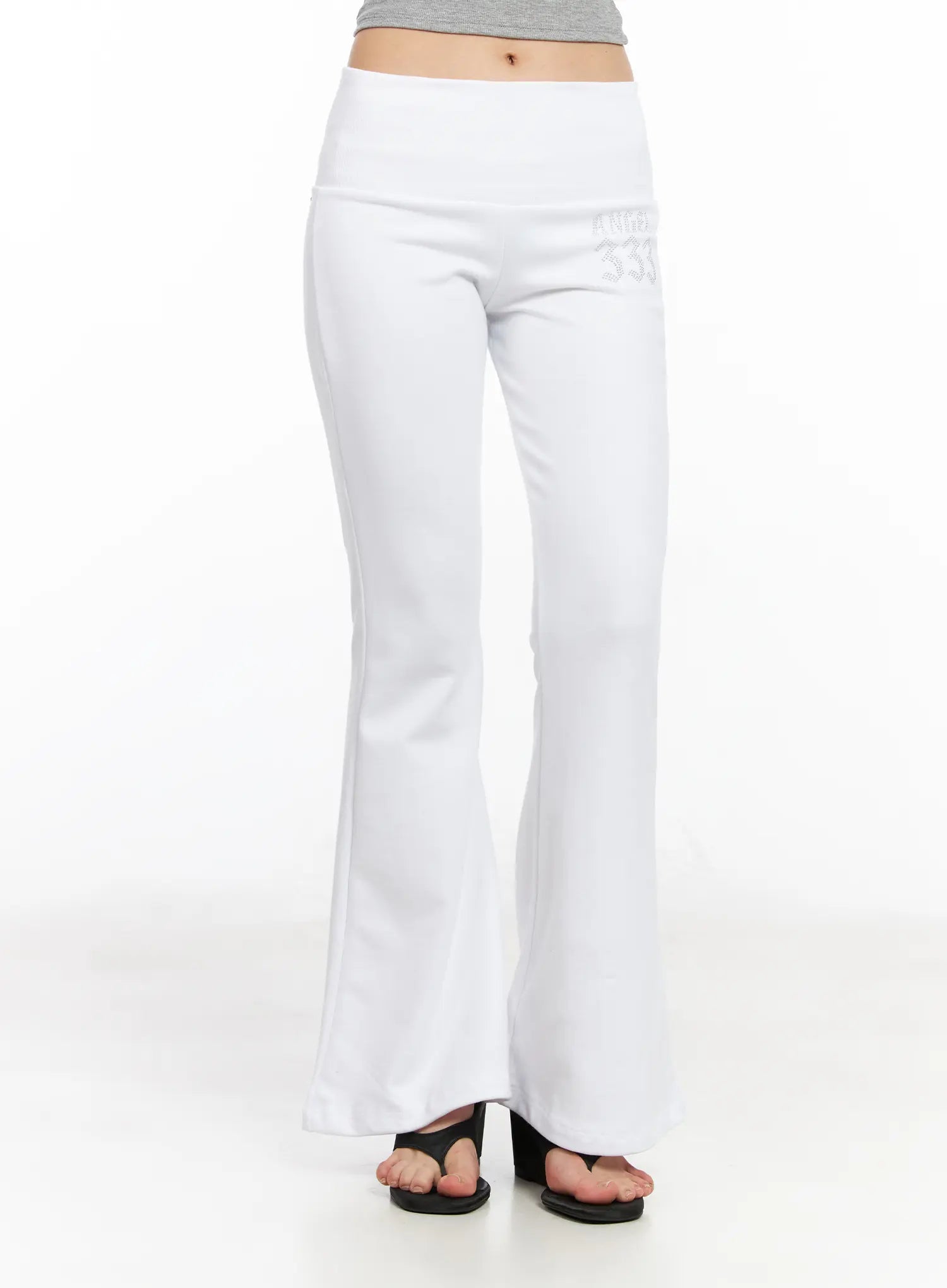 angelic-studded-bootcut-leggings-cm517