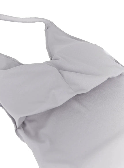 essentrial-built-in-bra-halter-top-ca530