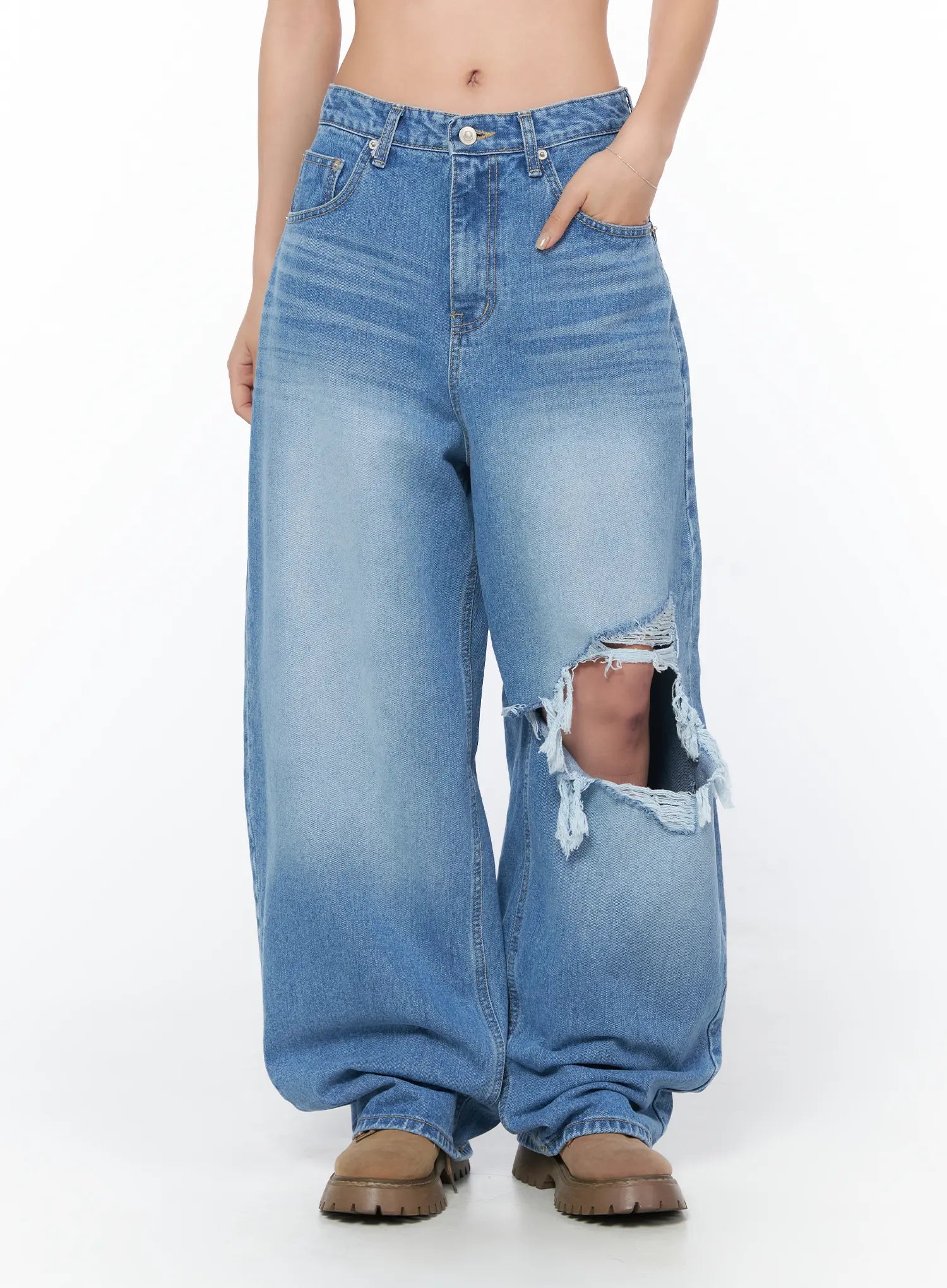 rivka-distressed-wide-leg-jeans-cy512