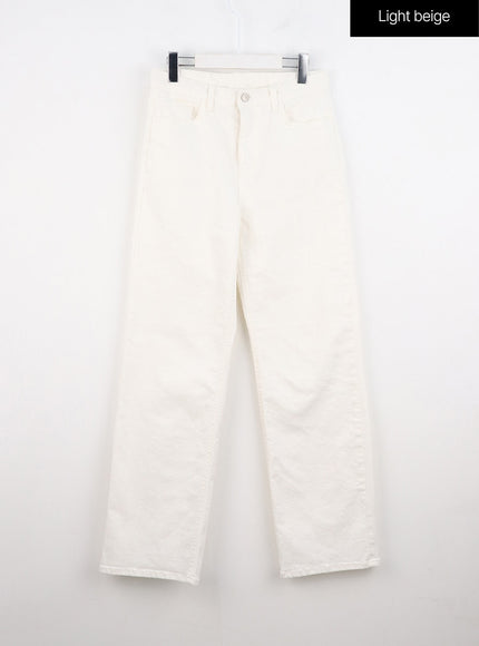 straight-leg-jeans-oo319