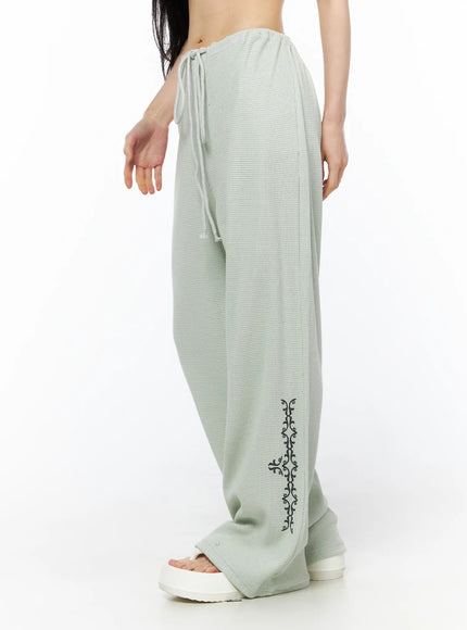 waffle-graphic-print-sweatpants-cu511