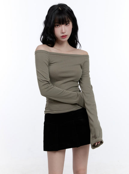 essential-off-shoulder-long-sleeve-top-cd419