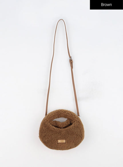 faux-fur-crossbody-bag-in317