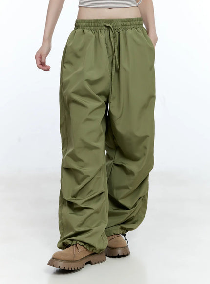 wide-leg-nylon-pintuck-pants-cg507