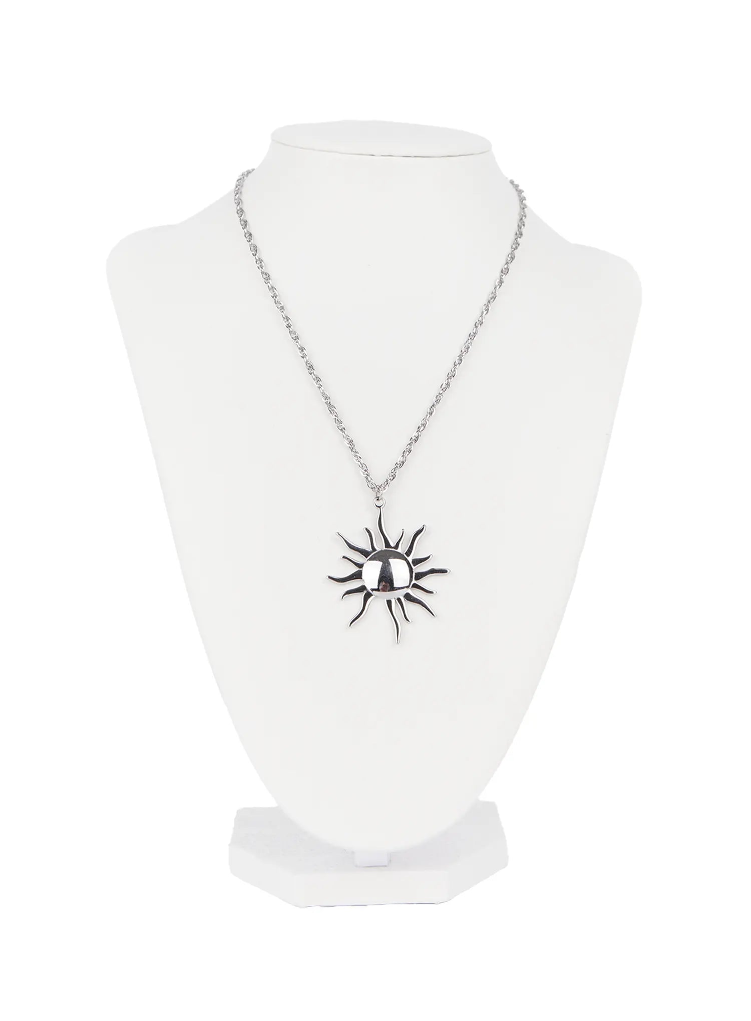 silver-sun-pendant-necklace-cs505
