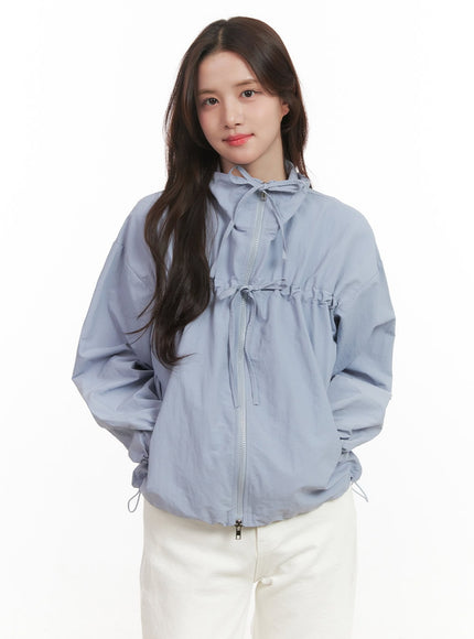 shirred-ribbon-zip-up-windbreaker-cj515