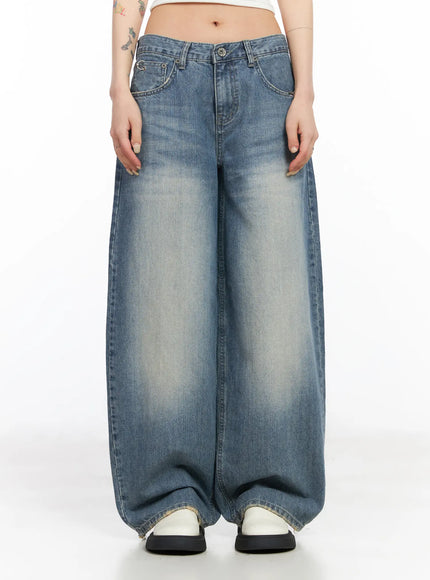 itzel-low-rise-wide-leg-jeans-cm516