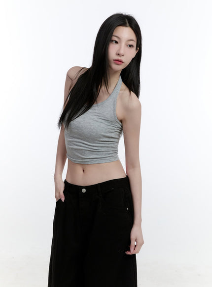 essential-slim-fit-halter-top-cj522 / Gray