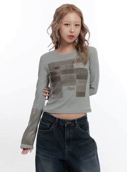 trendy-graphic-crop-tee-cn422 / Green