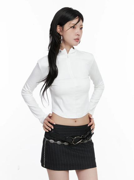 slim-crop-half-neck-zip-up-long-sleeve-tee-cs512 / White