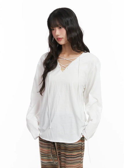 casual-loose-fit-eyelet-tee-cd531 / White