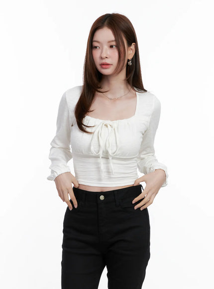 long-sleeve-shirred-ribbon-crop-top-cg521 / White