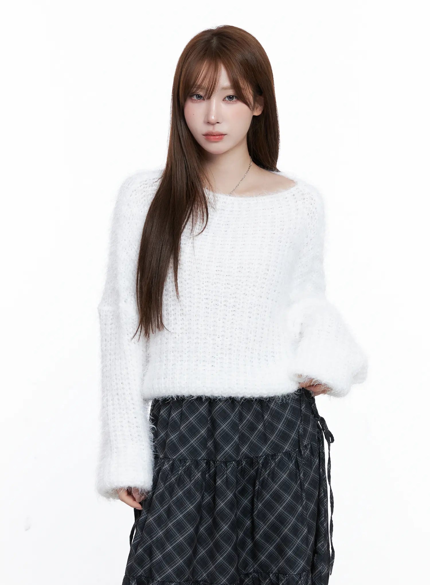 fluffy-boatneck-sweater-cg529 / White
