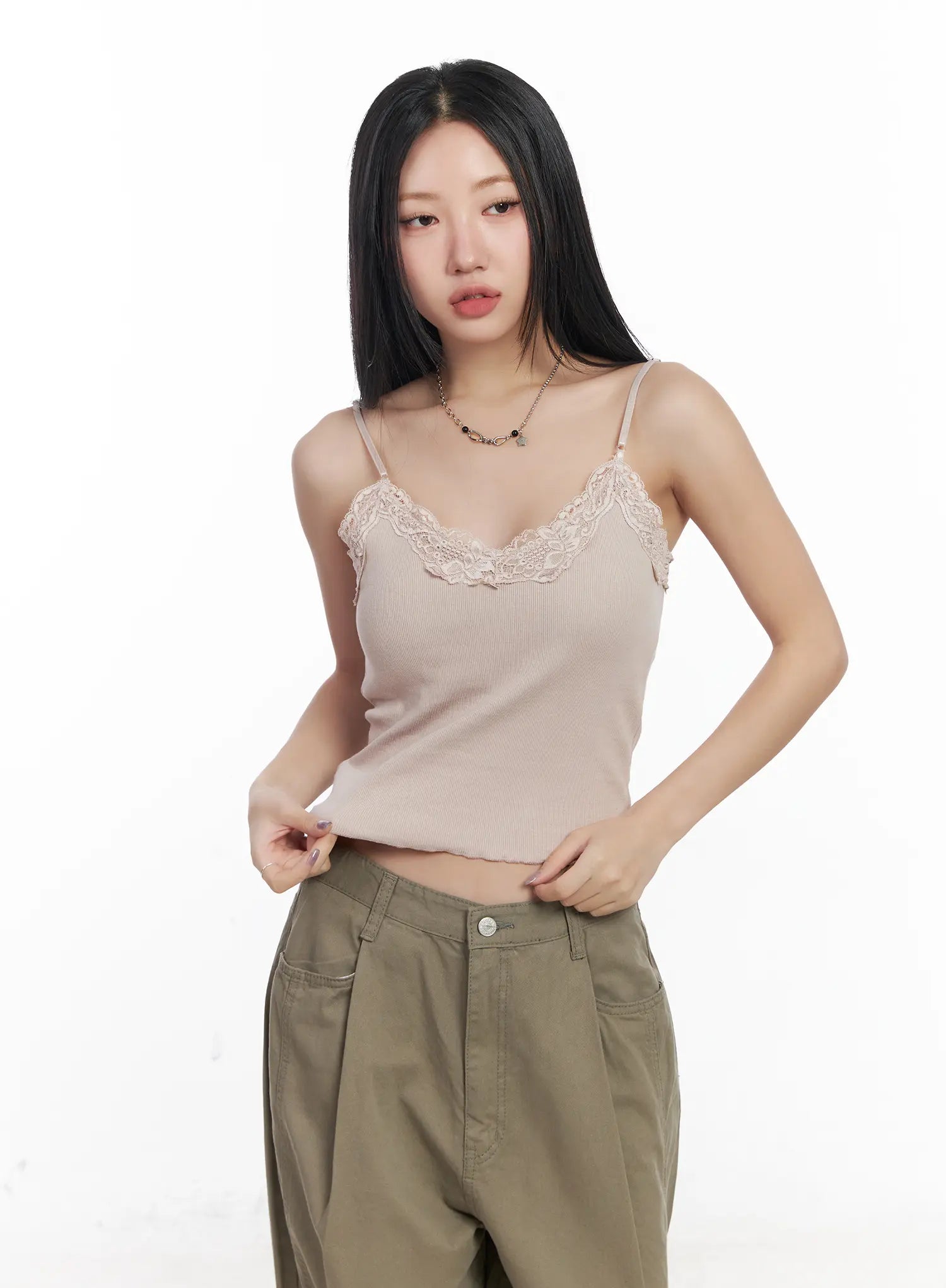 padded-lace-trim-cami-top-cj530 / Beige