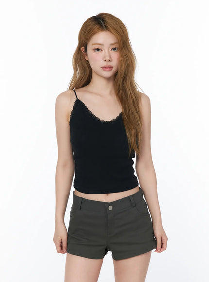 lace-trim-cami-top-cy505 / Black