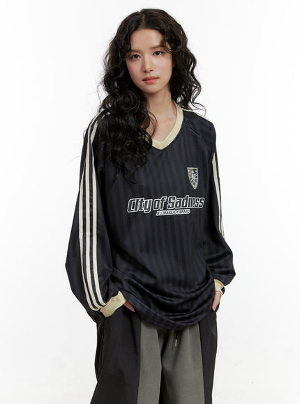 v-stripe-long-sleeve-sweatshirt-on404 / Black