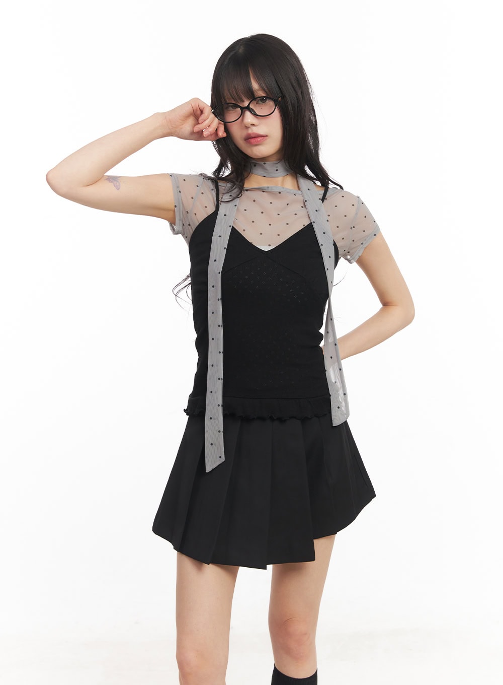 frill-trim-cami-top-ca523 / Black