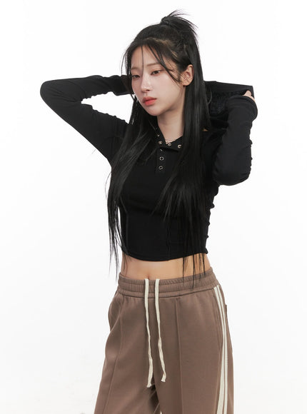 long-sleeve-hooded-buttoned-crop-top-cj516 / Black