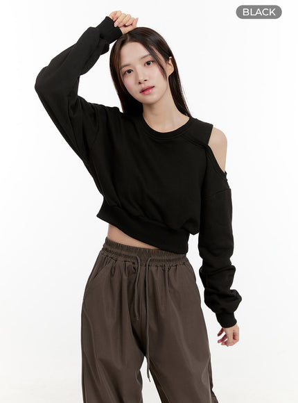 cut-out-shoulder-crop-sweatshirt-og429 / Black