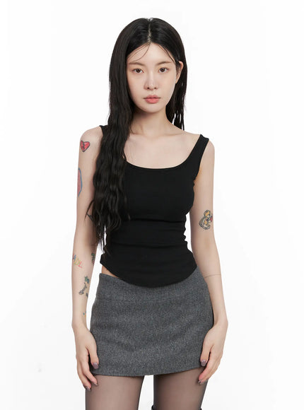 sculpted-cropped-tank-top-cn512 / Black