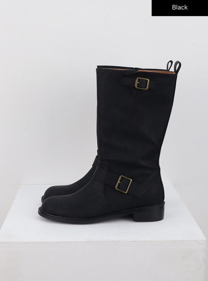 buckled-flat-lug-sole-boots-cd301 / Black