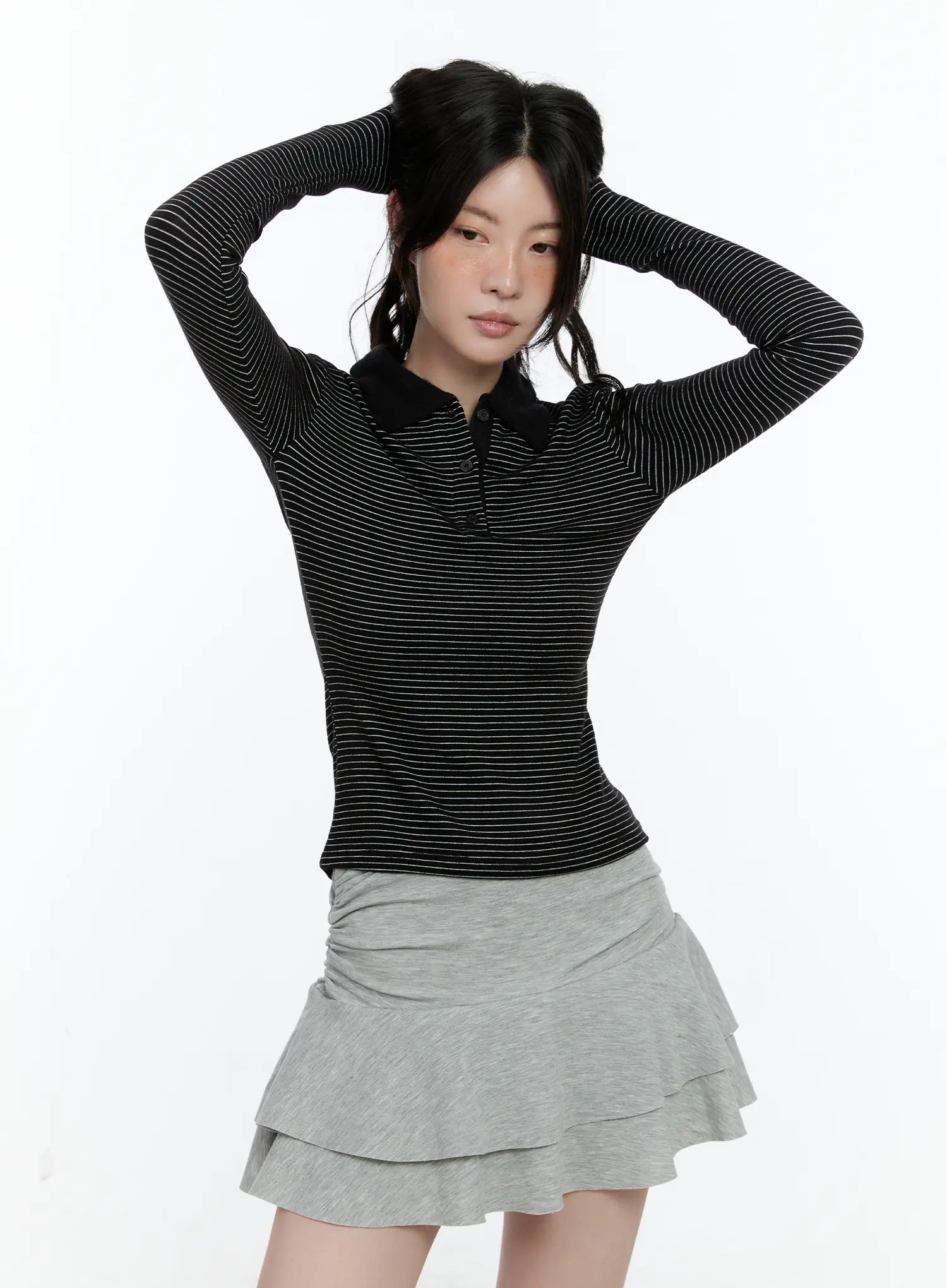 striped-collar-long-sleeve-top-cn517 / Black