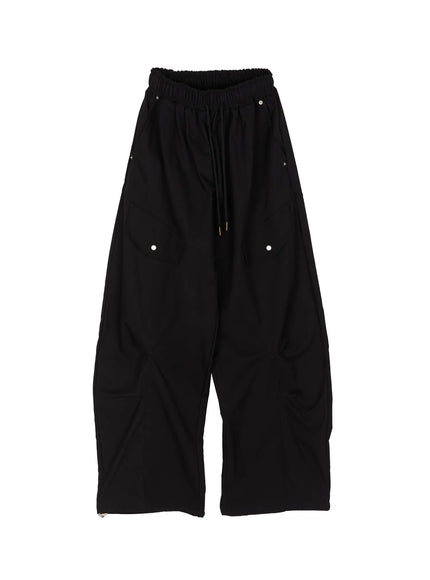 Wide Leg Pintuck Cargo Pants CU519 in Black, size M/L