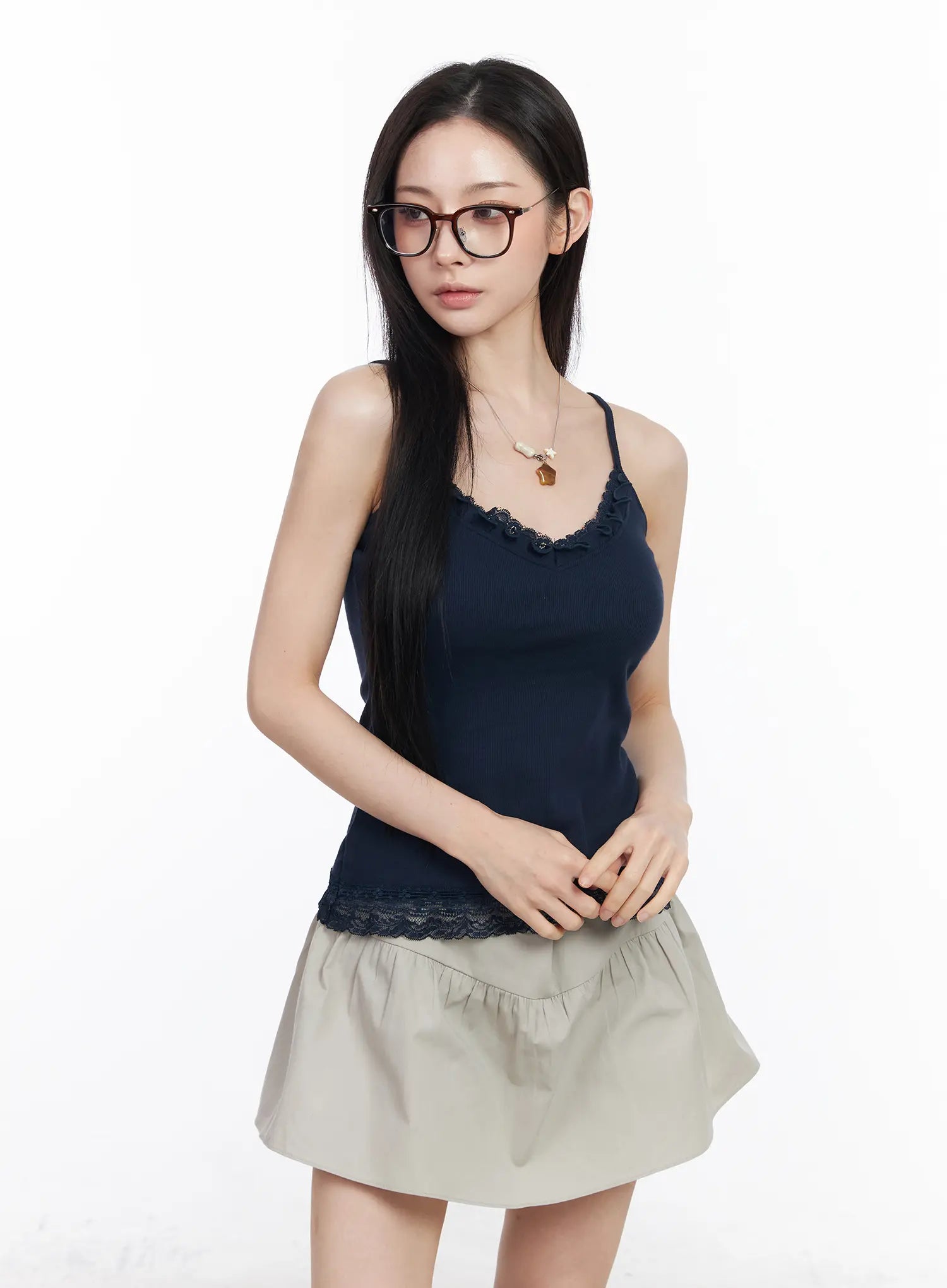lace-ruffle-trim-v-neck-tank-cm518 / Dark blue